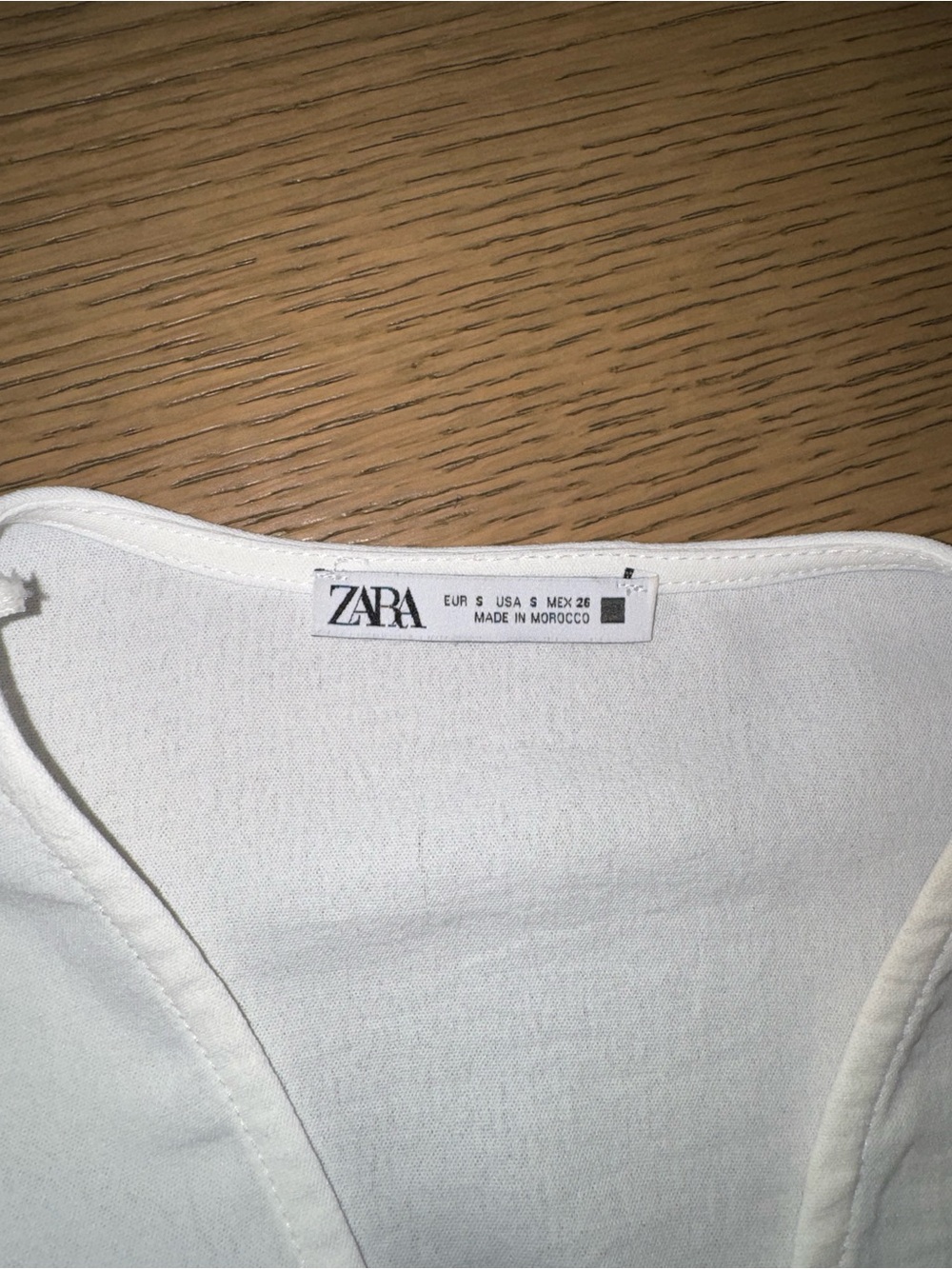 White wrap blouse - Picture 2 of 3